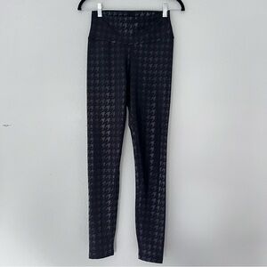 Peloton houndstooth leggings